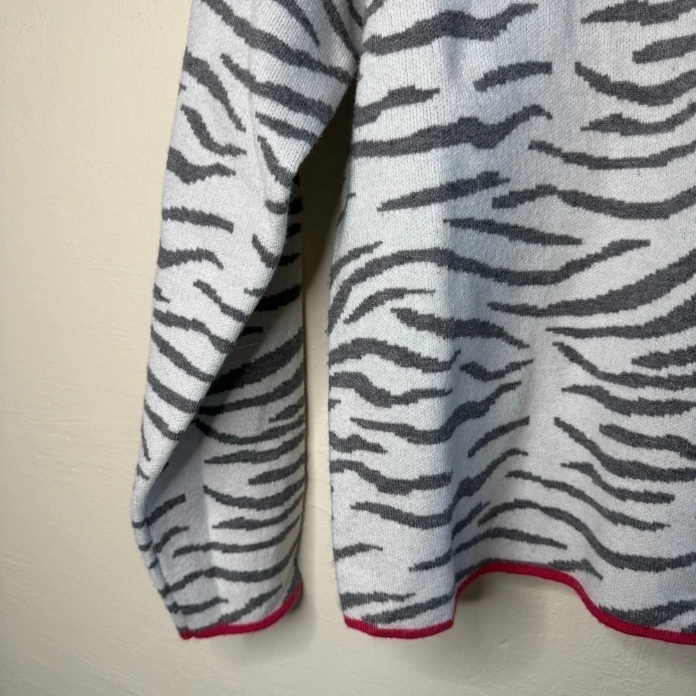 Anthropologie Lizzie Mock Neck Sweater Grey Zebra Size Extra Small Petite